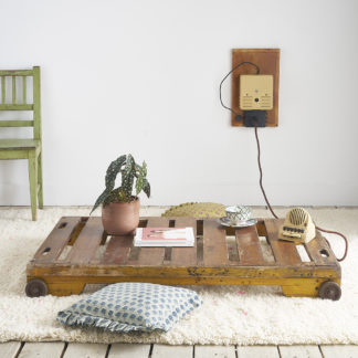 Ancien chariot industriel. table basse