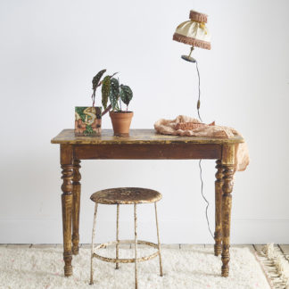 Table de bistrot pieds tournés
