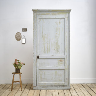 Grande armoire patinée