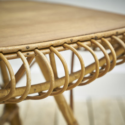 Table basse en rotin