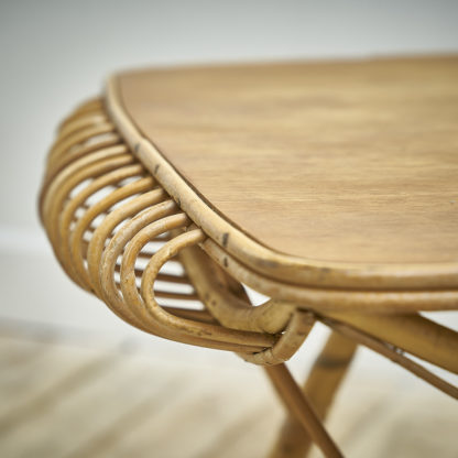 Table basse en rotin