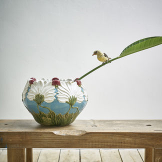 Ancien cache-pot en barbotine style ‘Art nouveau’