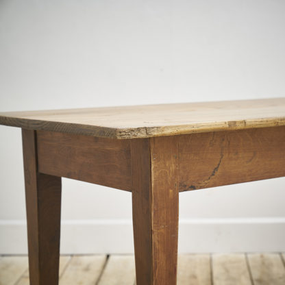 Ancienne table de bistrot en bois café