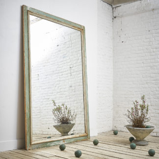 Très grand miroir mouluré
