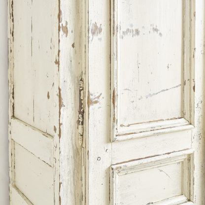 Ancienne grande armoire en bois début XXème.