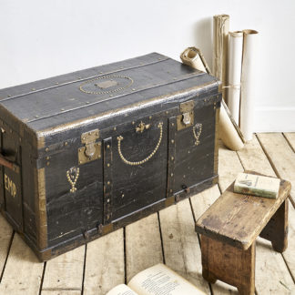 Ancienne malle de voyage en bois