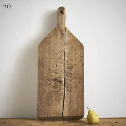 Anciennes planches à découper en bois