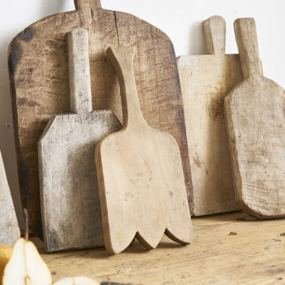 Anciennes planches à découper en bois