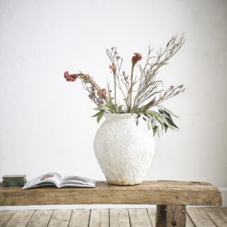 Pot de jardin en béton des années 50.