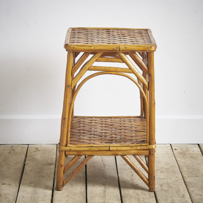 table en châtaignier des années 60.