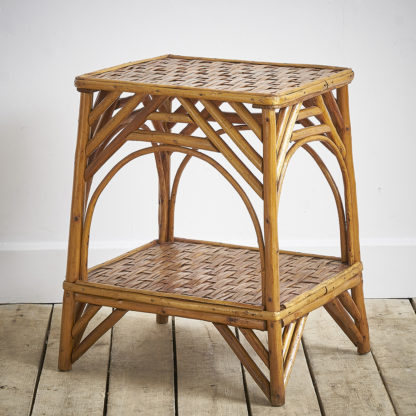 table en châtaignier des années 60.