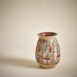Joli vase en céramique des années 60.