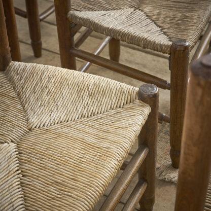 Chaise paillée en bois