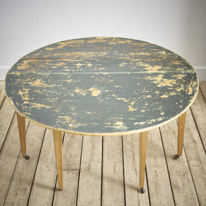 Table demi-lune