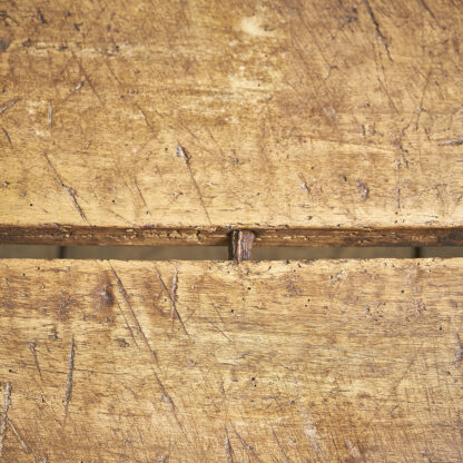Table basse primitive