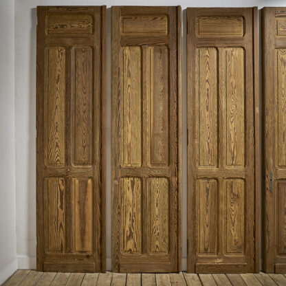 revêtement décoratif de murs ou en séparation de pièces grandes portes pitchpin
