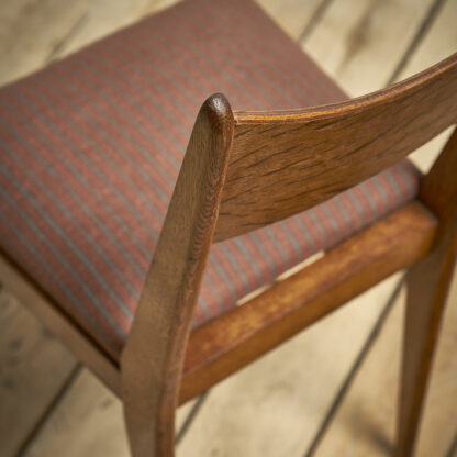 chaises de chambre des années 1960.