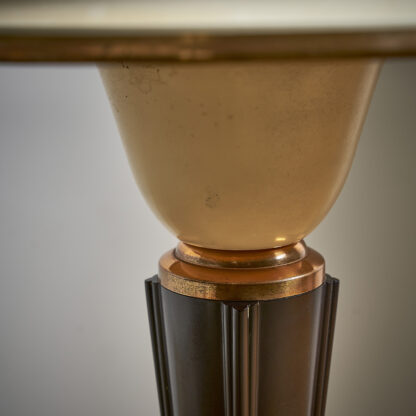 Lampe de bureau dessinée par Eileen Gray pour Jumo