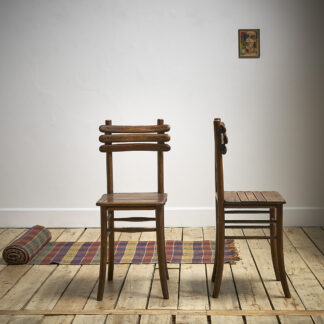 Chaises de brasserie