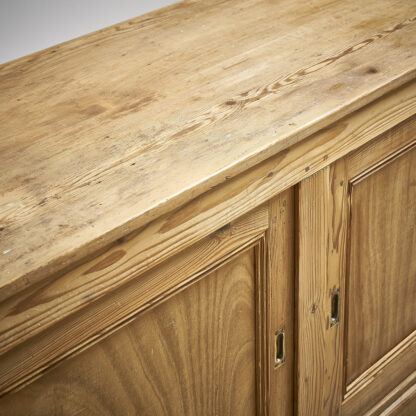 Grande enfilade en pin