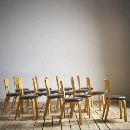 Chaise par Alvar Aalto artek 1960