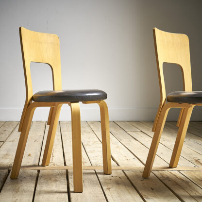 Chaise par Alvar Aalto artek 1960