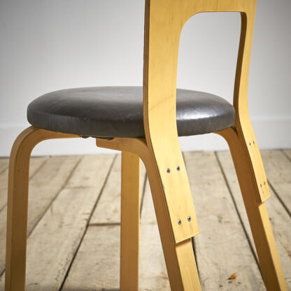 Chaise par Alvar Aalto artek 1960
