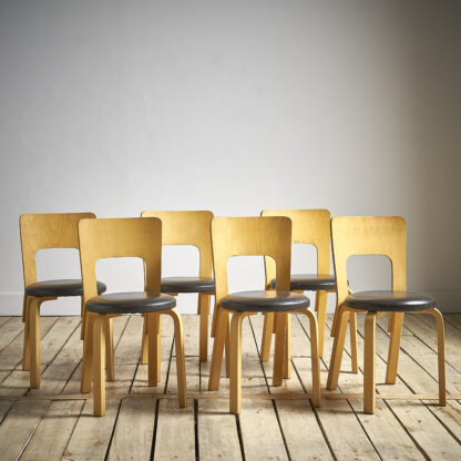Chaise par Alvar Aalto artek 1960