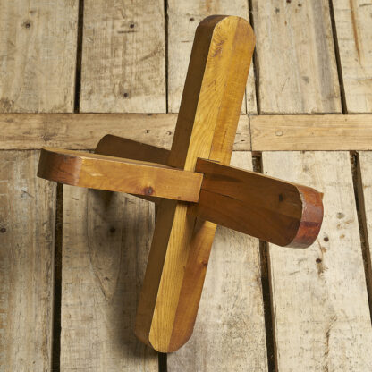 table Piètement  croix en bois