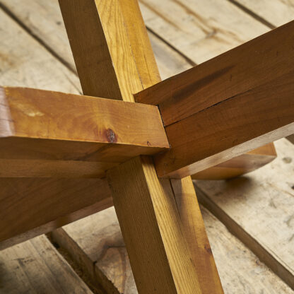 table Piètement croix en bois