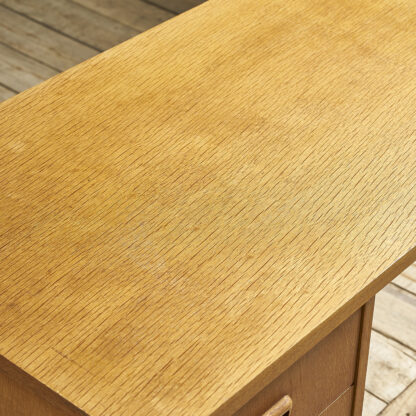 Bureau 1960