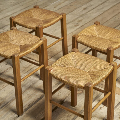 Tabourets paillés