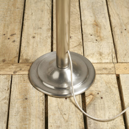 Pied de lampe moderne Mallet stevens