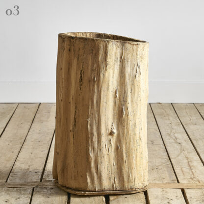 Bac primitif en bois primitive wooden bins