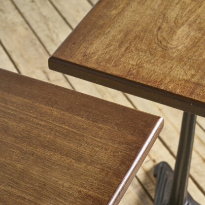 tables de bistrot