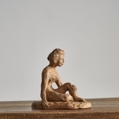 Femme nue sculpture terre cuite
