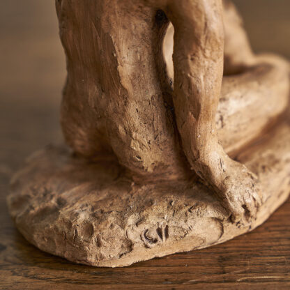 Femme nue sculpture terre cuite