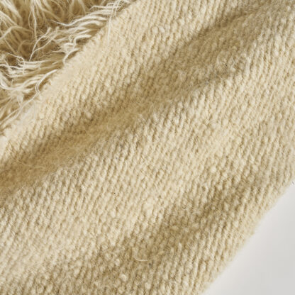 Ouvrage textile 100% laine de mouton, tissé à la main. tapis laine