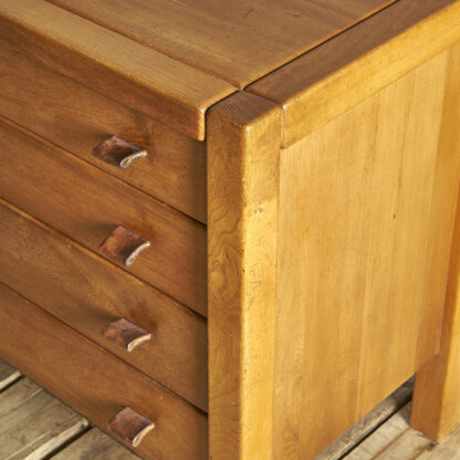 Commode Maison Regain à 4 tiroirs.