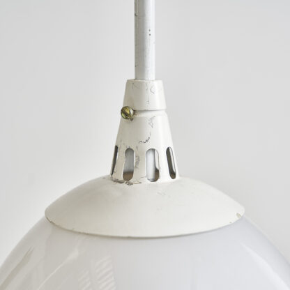 Suspension des années 50 opaline metal