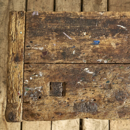 Petite table basse primitive