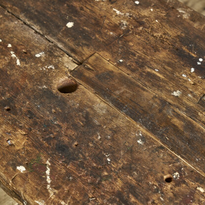 Petite table basse primitive