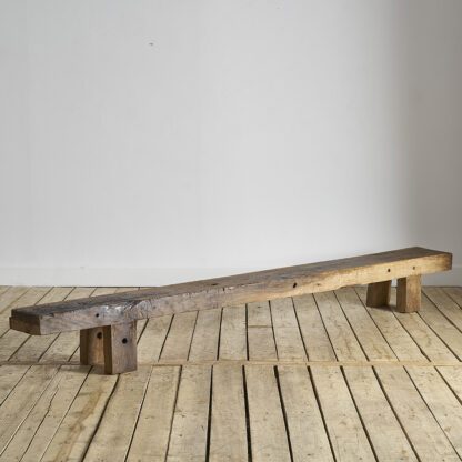Grande table basse primitive