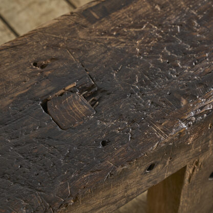 Grande table basse primitive