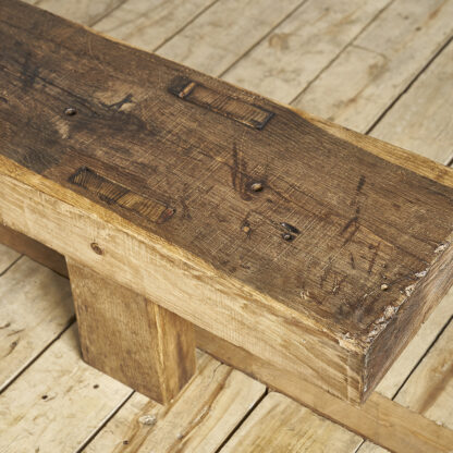 Grande table basse primitive