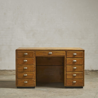 bureau atelier poignées coquille