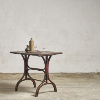 Table bistrot