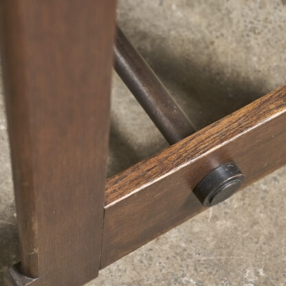 table de travail moderniste