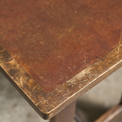 table de travail moderniste