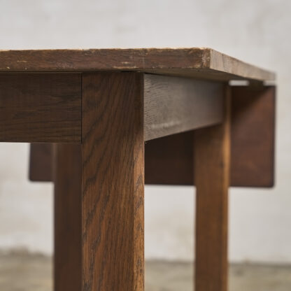 table de travail moderniste